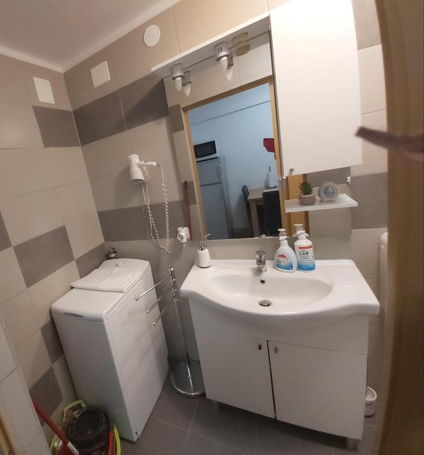 Apartmani I Sobe Mara Palit Buitenkant foto