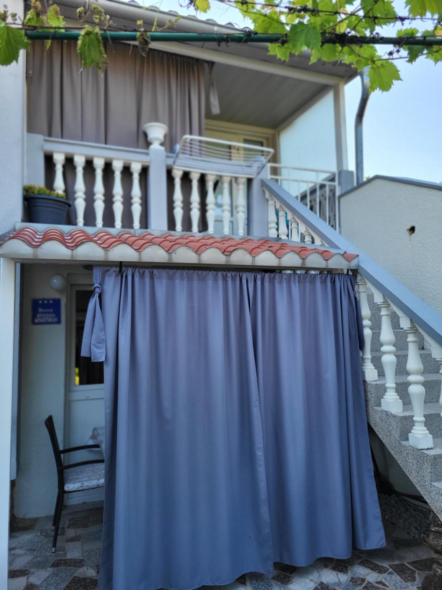 Apartmani I Sobe Mara Palit Buitenkant foto